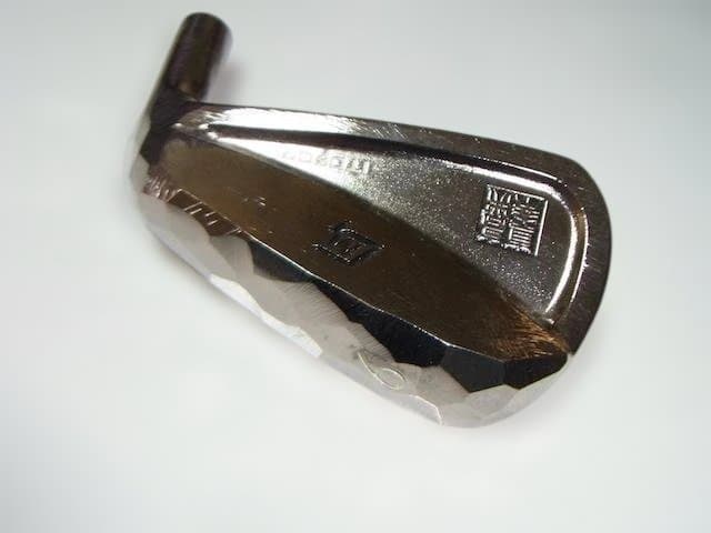 ”新品”ITOBORI (一刀彫)ハーフキャビティバック アイアン ◆ 6番