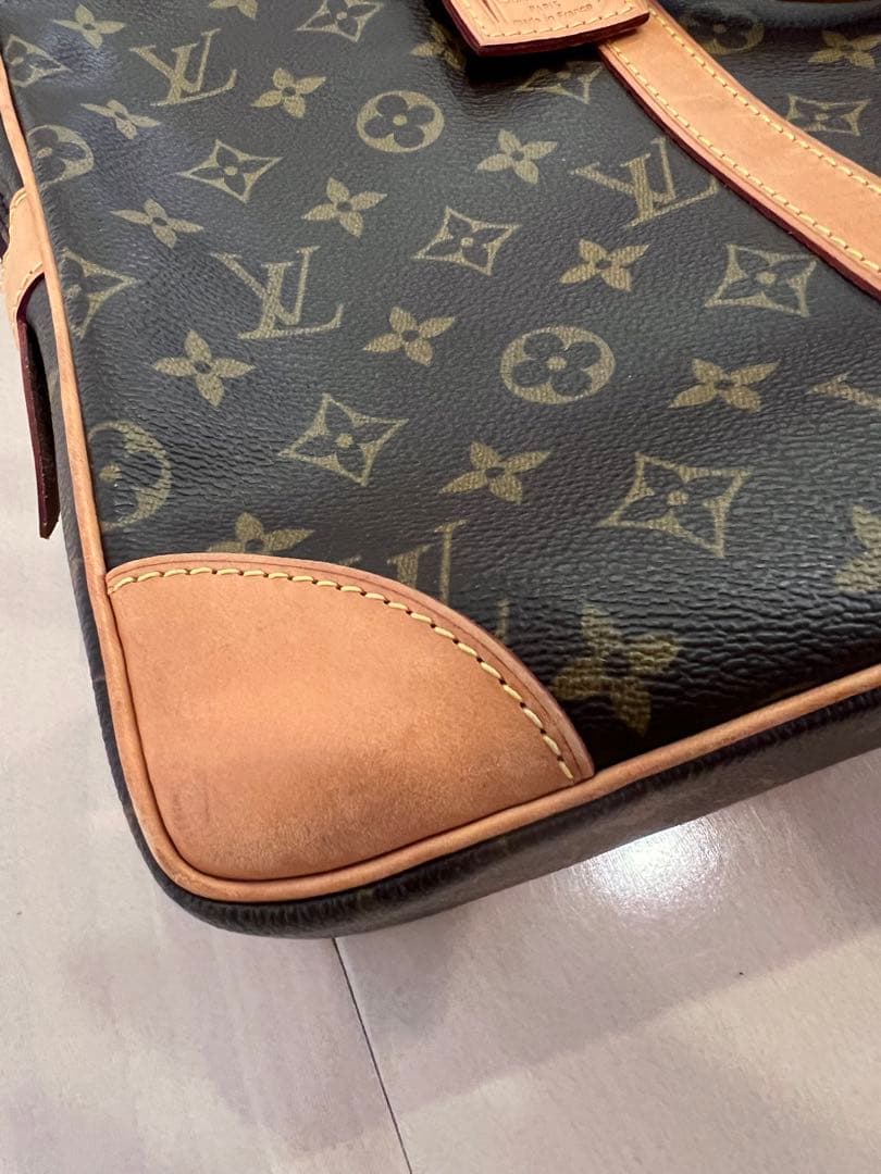 ルイ・ヴィトン モノグラム ビジネストートバッグ