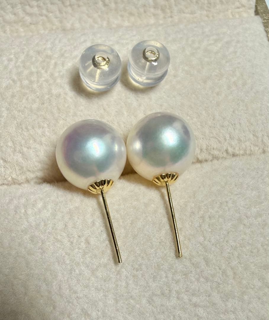 B608 アコヤ本真珠　18k金　ピアス　本物　海水 真珠　パール
