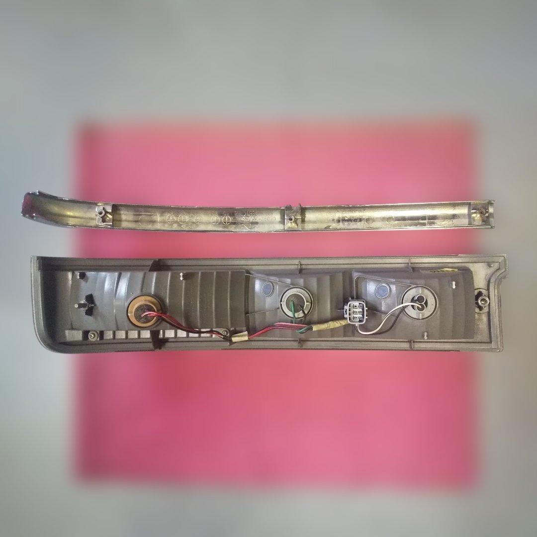 アトレーワゴン　テールランプ&メッキフレーム　S331G ６点