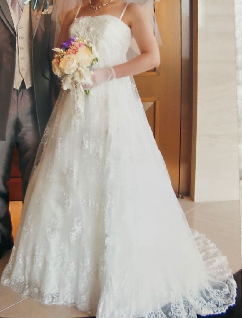 ワタベウェディング　エンパイアウェディングドレス