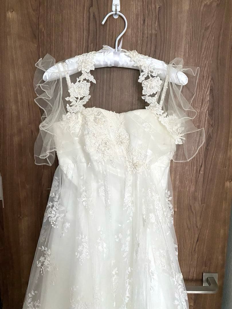 ワタベウェディング　エンパイアウェディングドレス