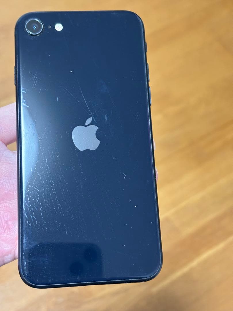 Apple iPhone SE2本体