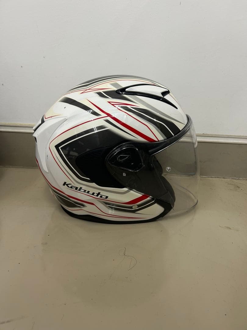 Kabuto フルフェイスヘルメット ホワイト/ブラック/レッド