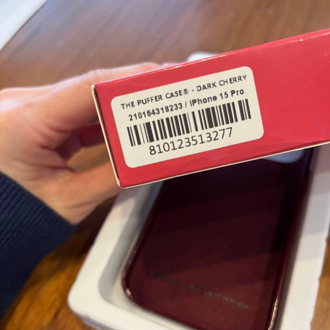 【urban sophistication】iPhone15Proダークチェリー