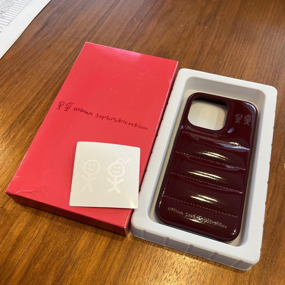 【urban sophistication】iPhone15Proダークチェリー