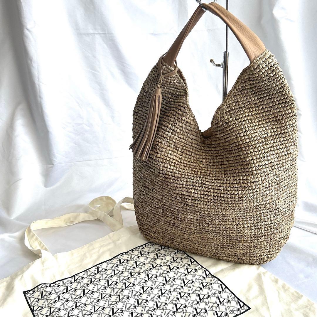 【真夏の大特価SALE！】ヴィオラドーロ　カゴバッグ　トートバッグ　タッセル