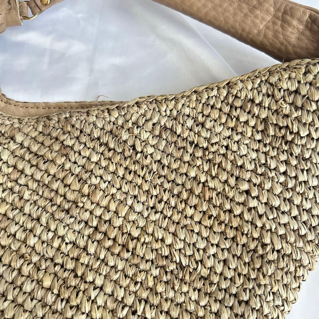 【真夏の大特価SALE！】ヴィオラドーロ　カゴバッグ　トートバッグ　タッセル