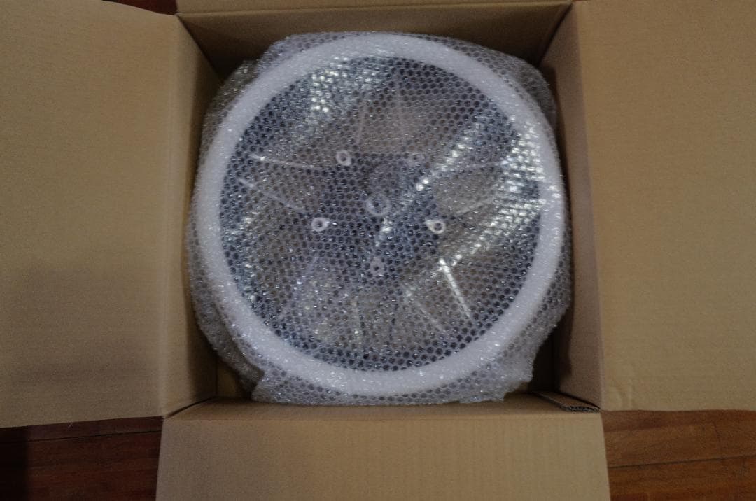 Z900RS 純正フロントホイール