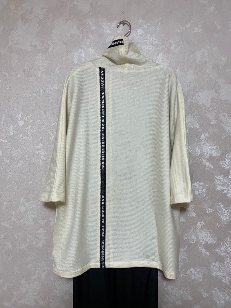 250.カシミアシルバーフォックスとラムウールのチュニック
