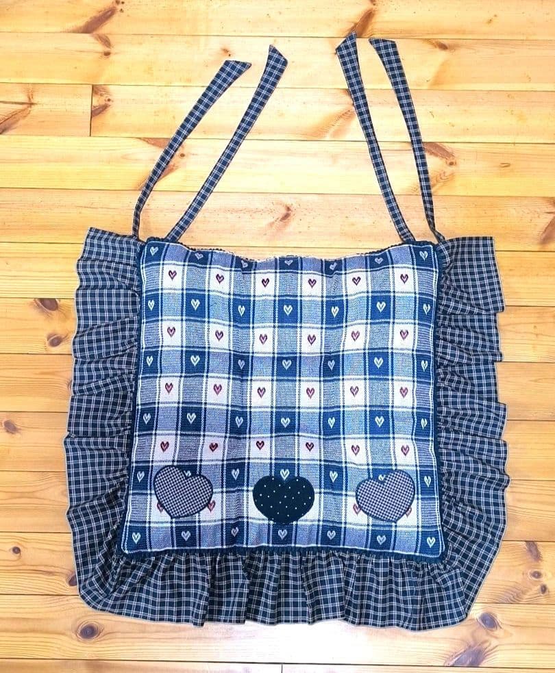 ⭐️アメリカンカントリー雑貨❤ハート❤いっぱいフリフリチェアパッド♡45cm角♡