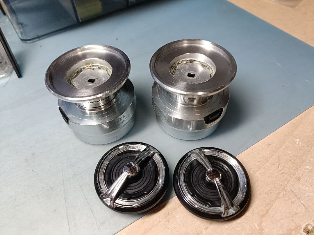 ダイワ　19レグザLT3000D 替えスプール＆ドラグノブ2セット