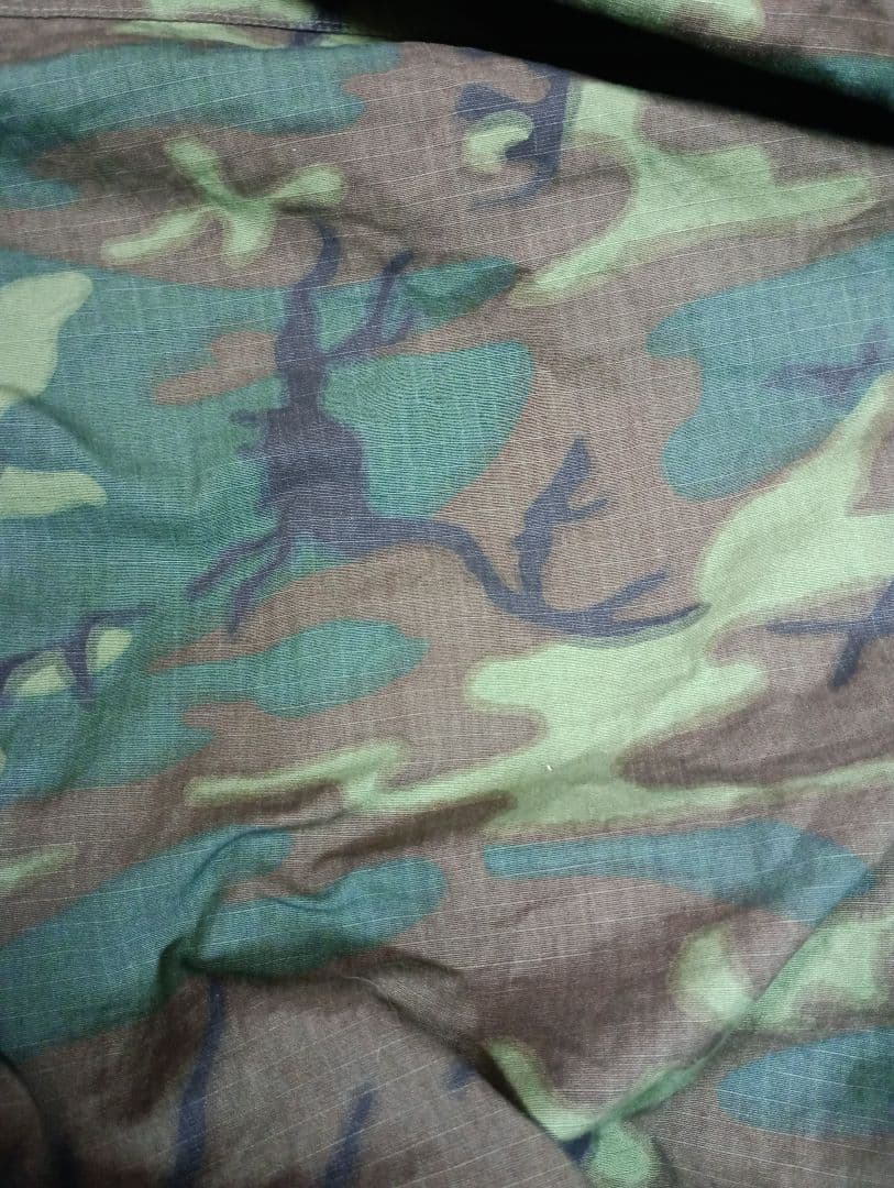 ベトナム戦争米軍ジャングルファティーグ4thEDRLグリーンリーフカモ上下セット
