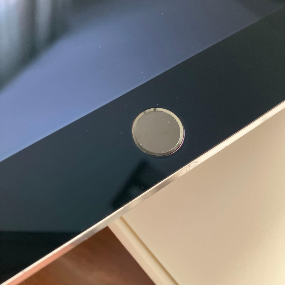 iPad本体 iPAD A1567 Air 128GB