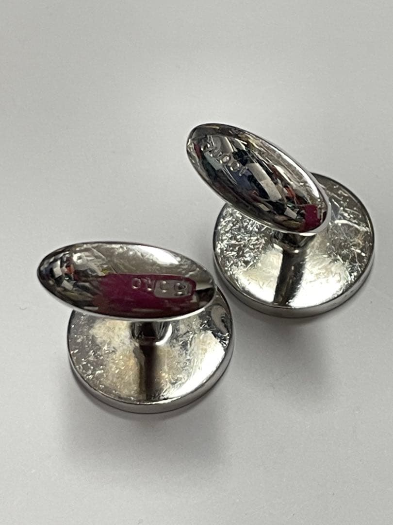 GUCCIグッチ シルバー　カフリンクス　❤︎