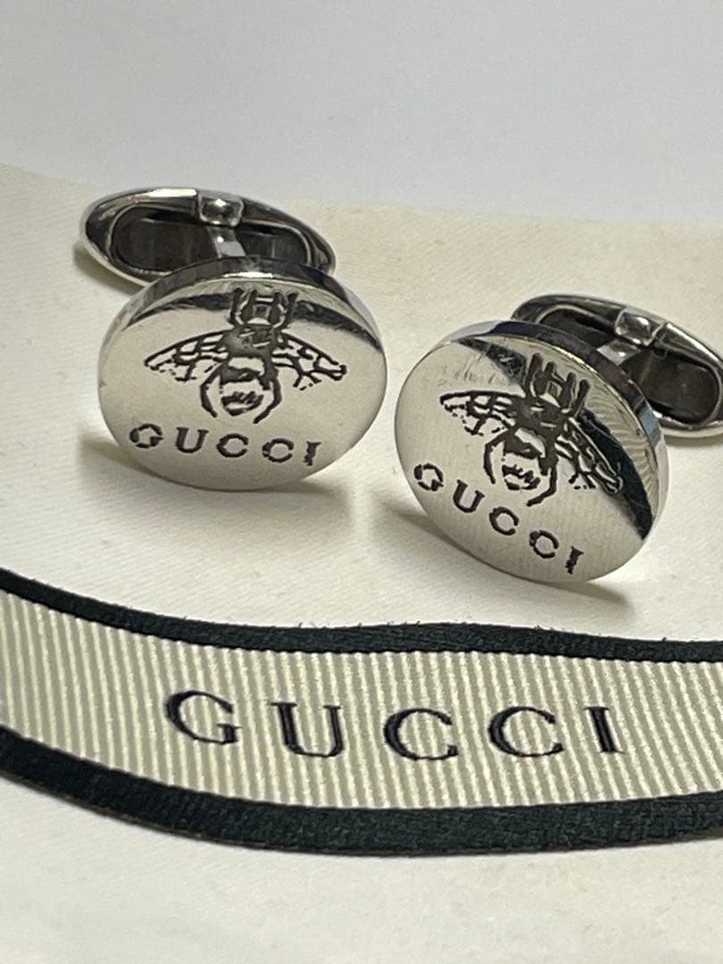 GUCCIグッチ シルバー　カフリンクス　❤︎