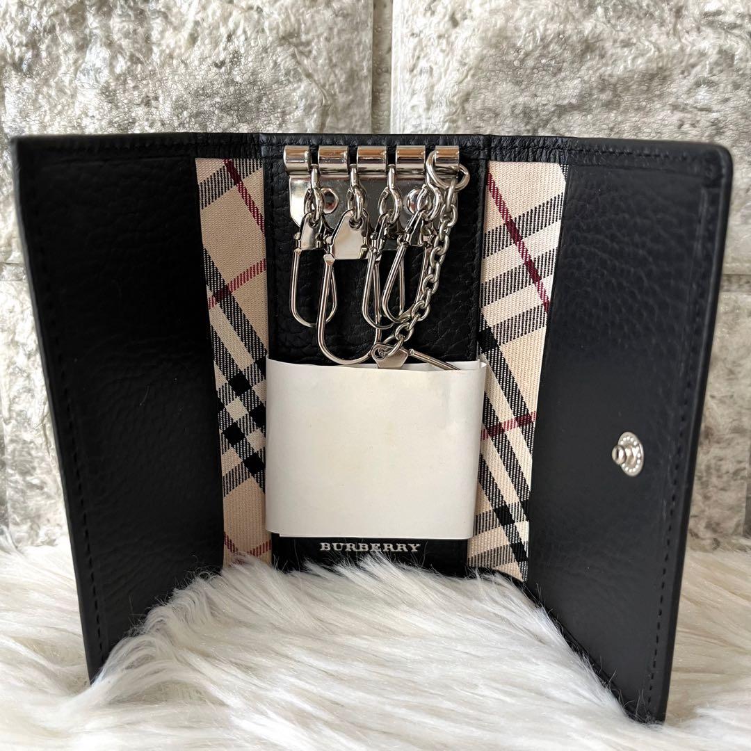 【新品未使用】バーバリー　裏地ノバチェック　レザー　5連キーケース　ユニセックス