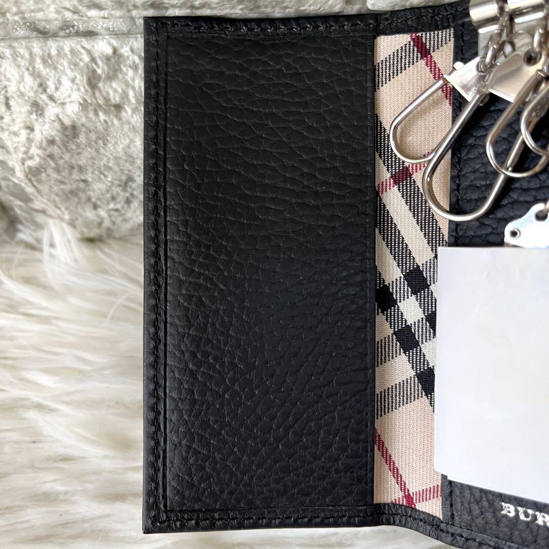【新品未使用】バーバリー　裏地ノバチェック　レザー　5連キーケース　ユニセックス