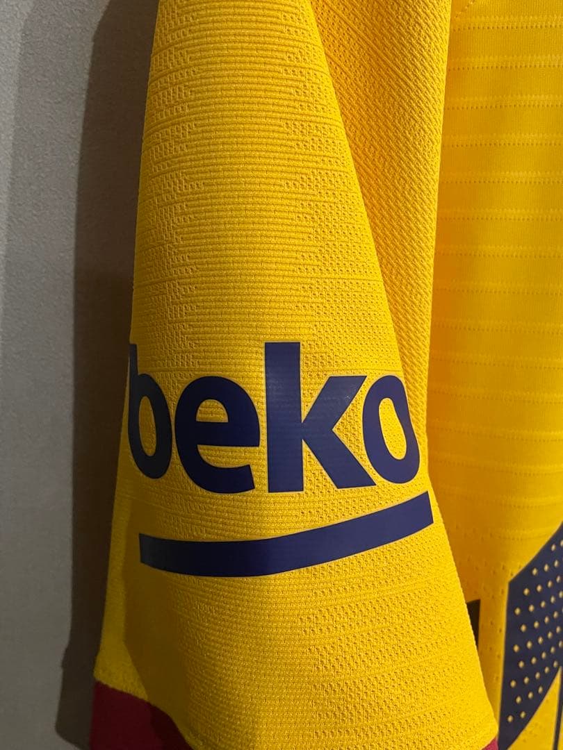 【正規品】オーセンティック バルセロナ19-20 アウェイ メッシ 10