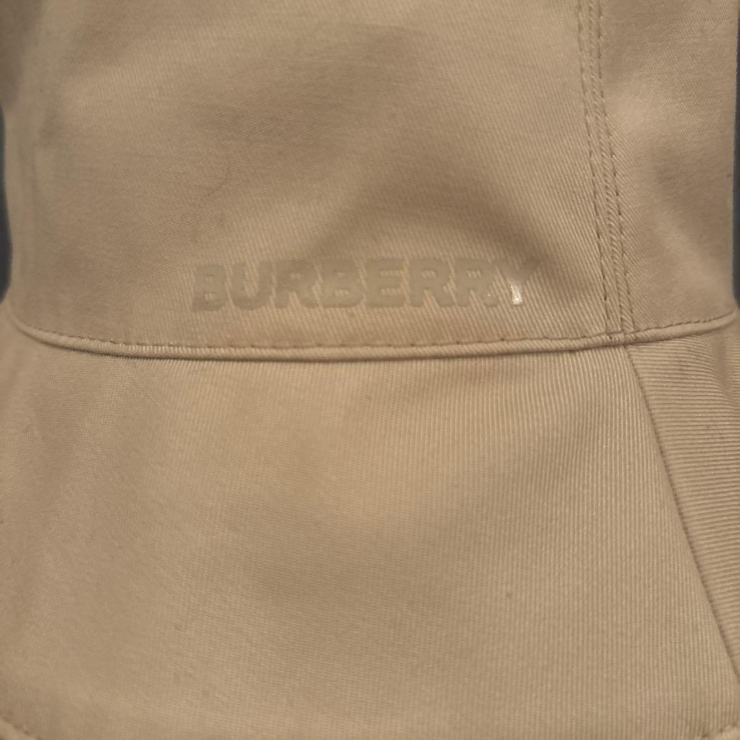 Burberry ストライプ バケットハット