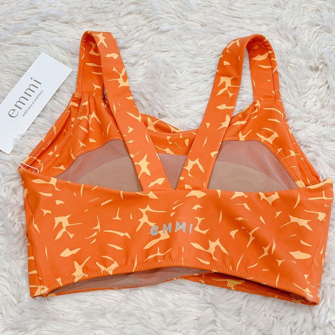 ■新品■emmi yoga エミヨガ　トップス&レギンス　上下セット　7-9号