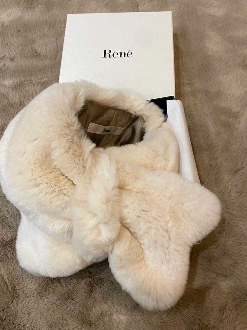 【未使用に近い】Rene ルネ ファー ティペット　レッキス　リボンティペット