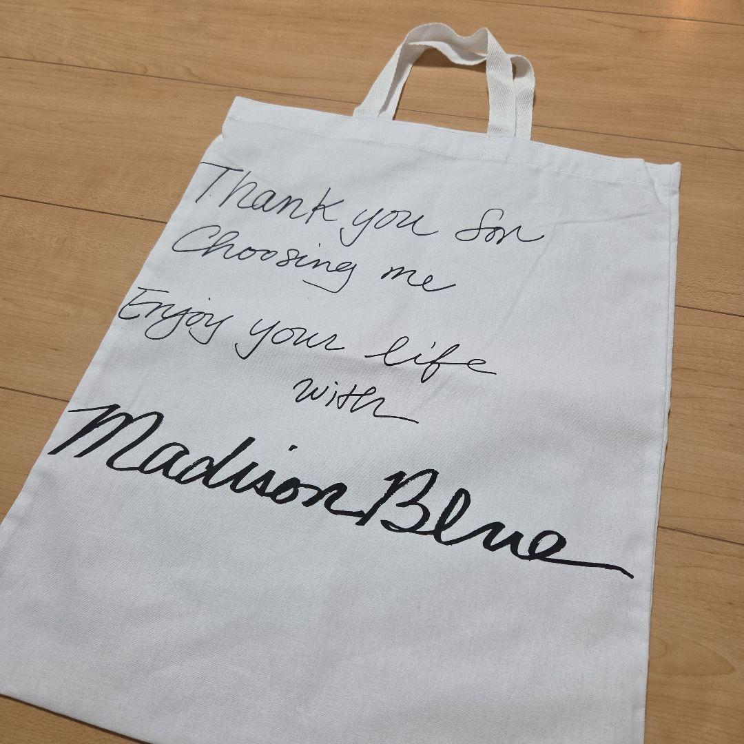 マディソンブルー　スウェット