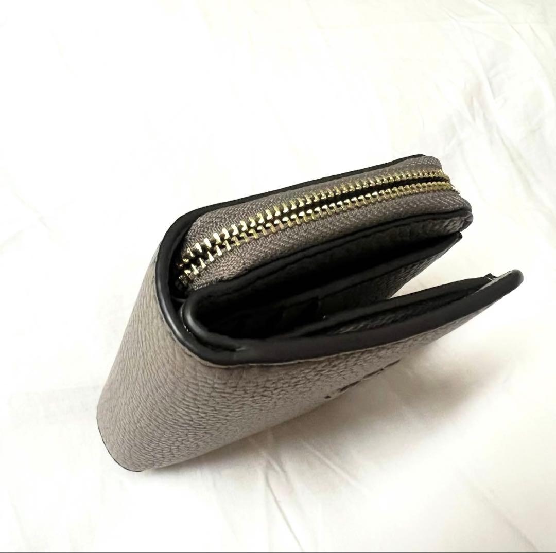 【お値下げしました！】TORY BURCH グレー 二つ折り財布