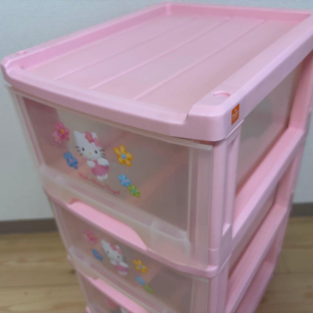 【専用】ハローキティ　収納ボックス　3段衣装ケース　キャスター付き　サンリオ