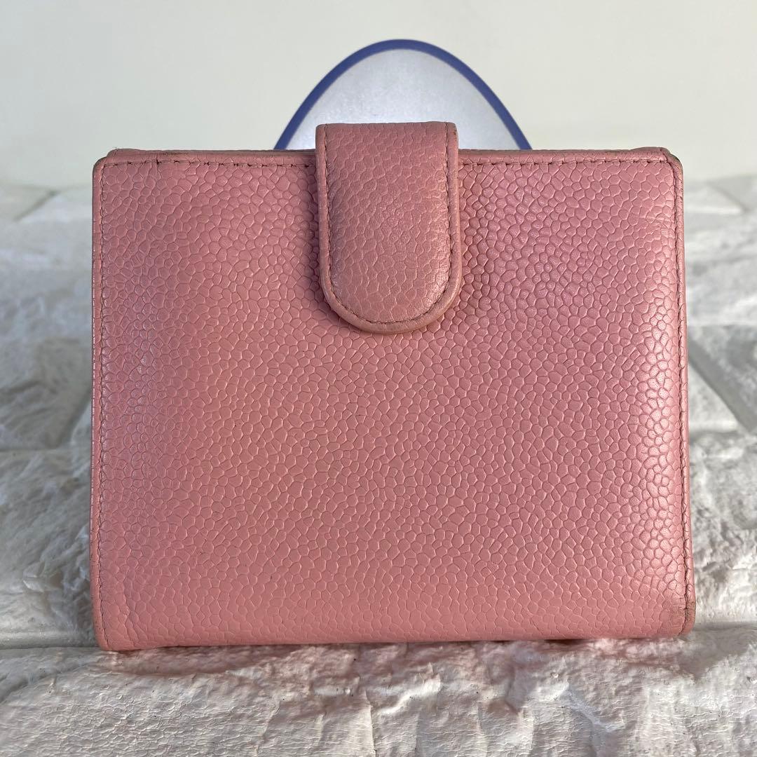 シャネル　三つ折り財布　ココマーク　ピンク　キャビアスキン　レザー　CHANEL