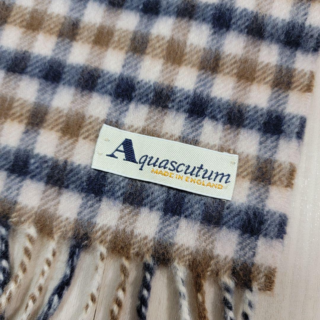 ほぼ未使用 伝統ハウスチェック柄 アクアスキュータム カシミヤ100% マフラー