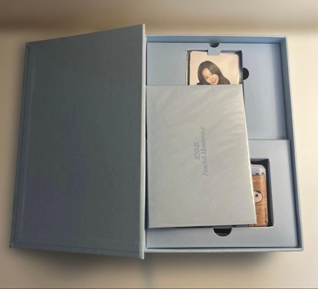 ジェニ　Jennie blackpinkファンクラブ メンバーシップキット