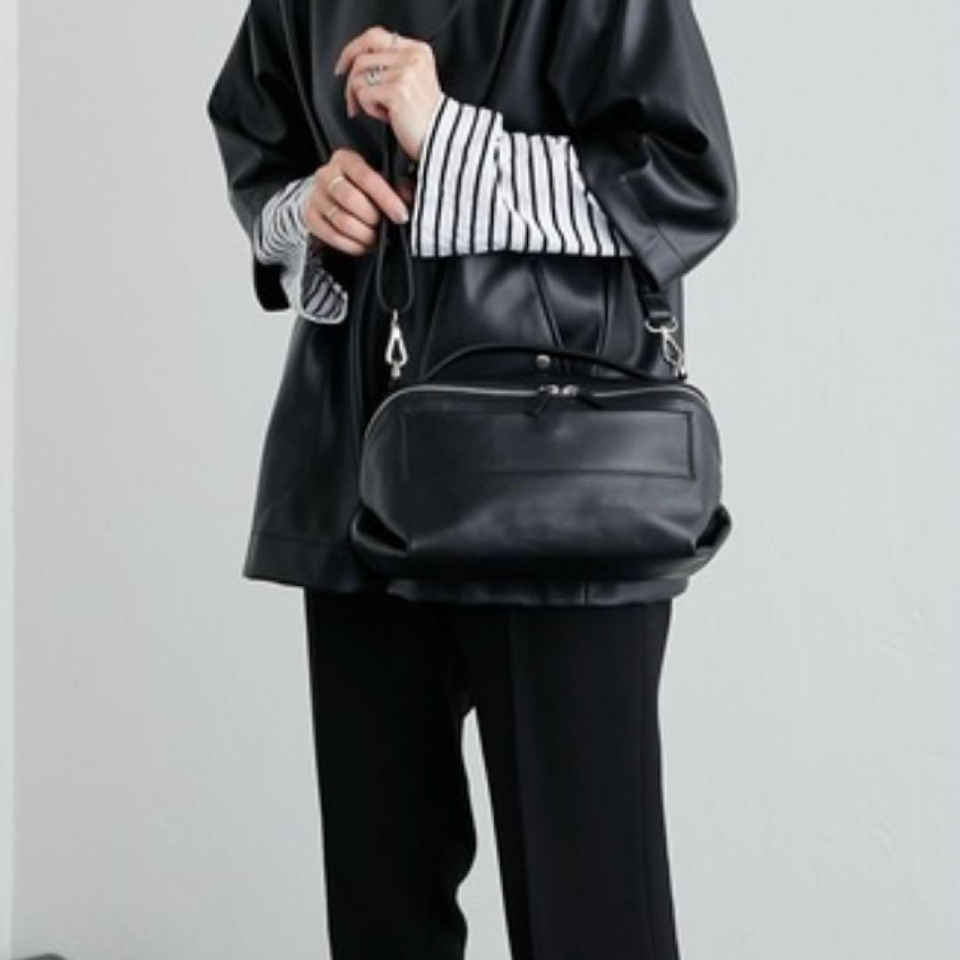 ear PAPILLONNER 牛革 ショルダーバッグ 黒 ブラック