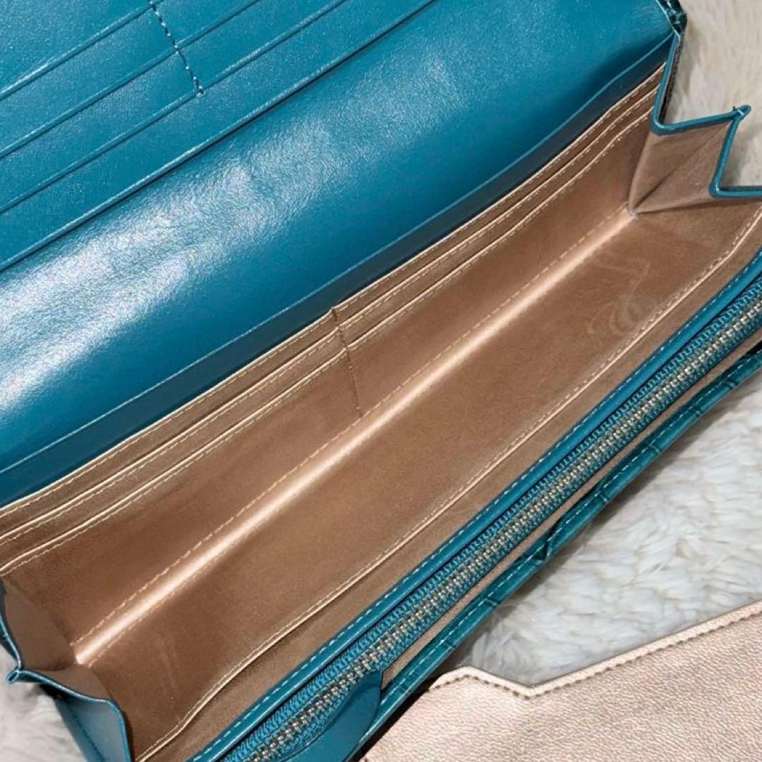 ⭐️新品未使用⭐️　Epoi　エポイ　クロコ型押し　長財布　ベルトストラップ