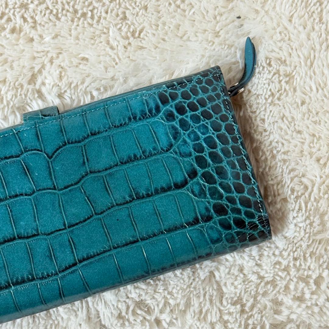 ⭐️新品未使用⭐️　Epoi　エポイ　クロコ型押し　長財布　ベルトストラップ