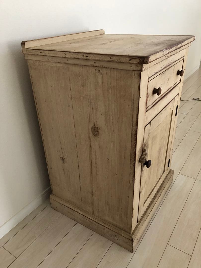 チェブ　キッチンキャビネット　確認用