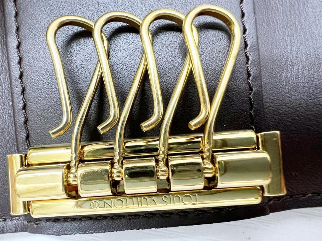 美品　ルイヴィトン　ヴェルニ　ミュルティクレ4　キーケース　M90909