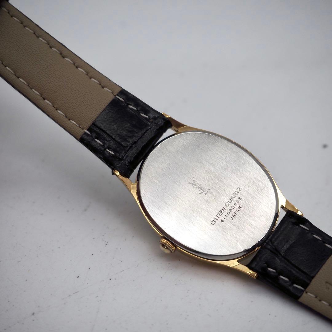 79 稼働【希少】イヴサンローラン　時計　レディース　星　オーバル　ゴールド