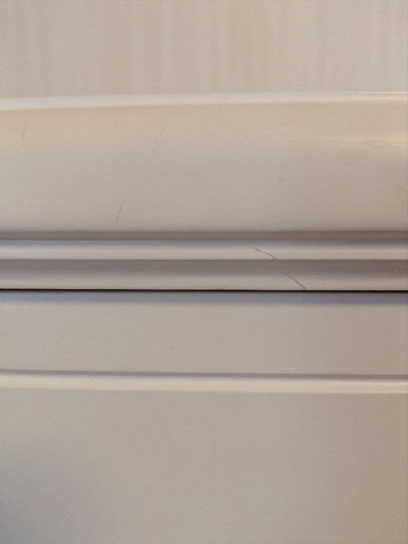 ホワイト木製チェスト 5段 ①