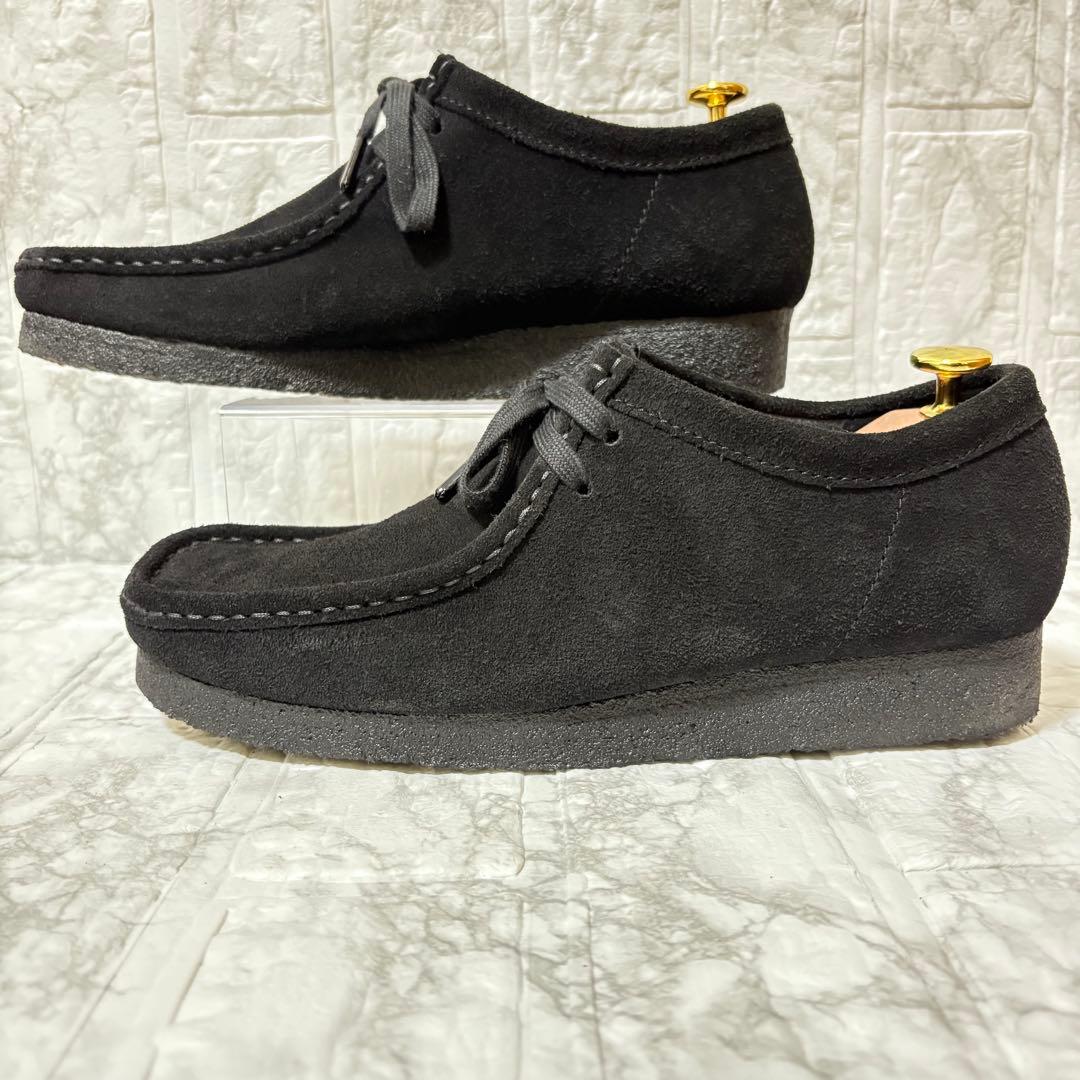 【美品】クラークス ワラビー ローカット スウェード ブラック 25.5