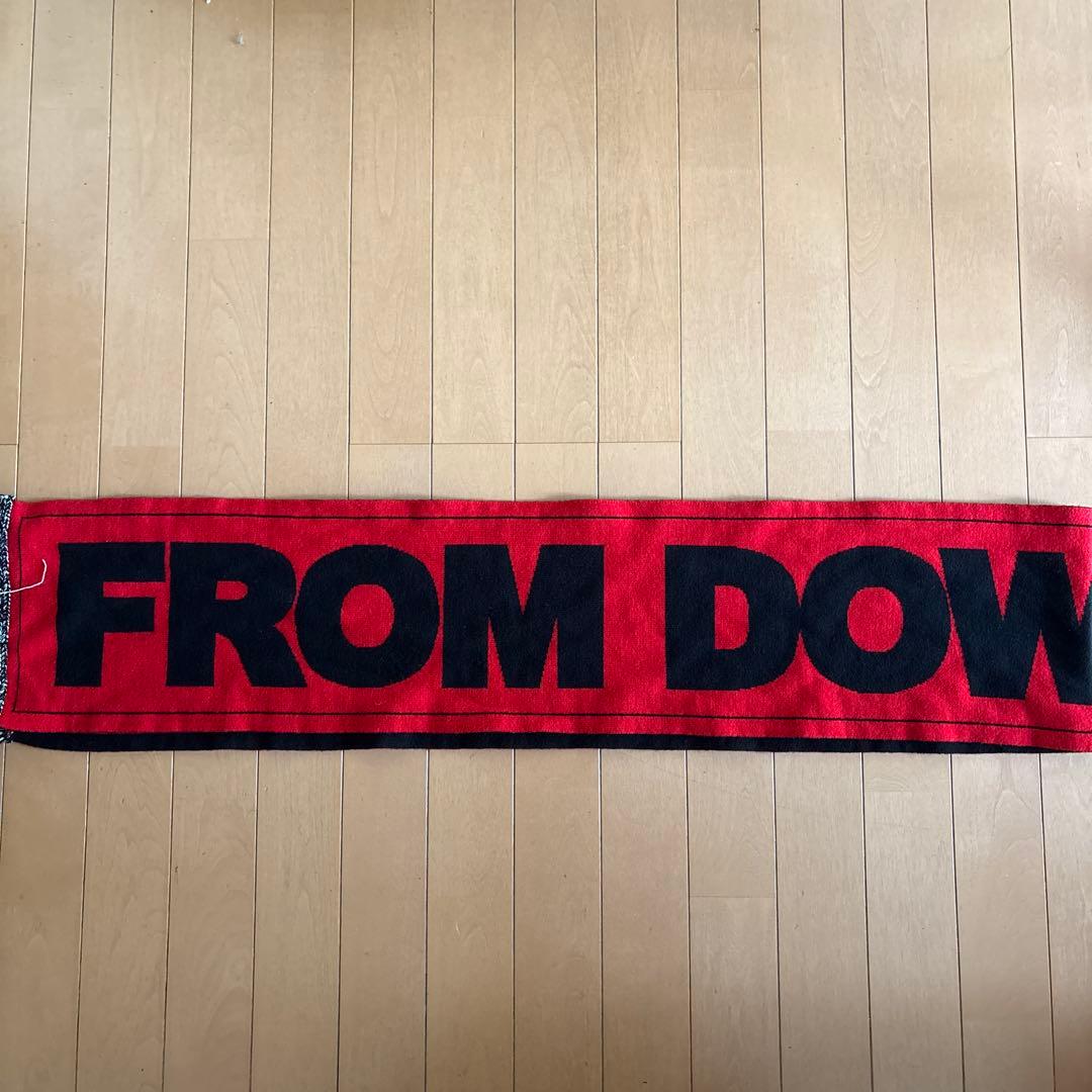 MONCLER フリンジ付きマフラー 赤黒