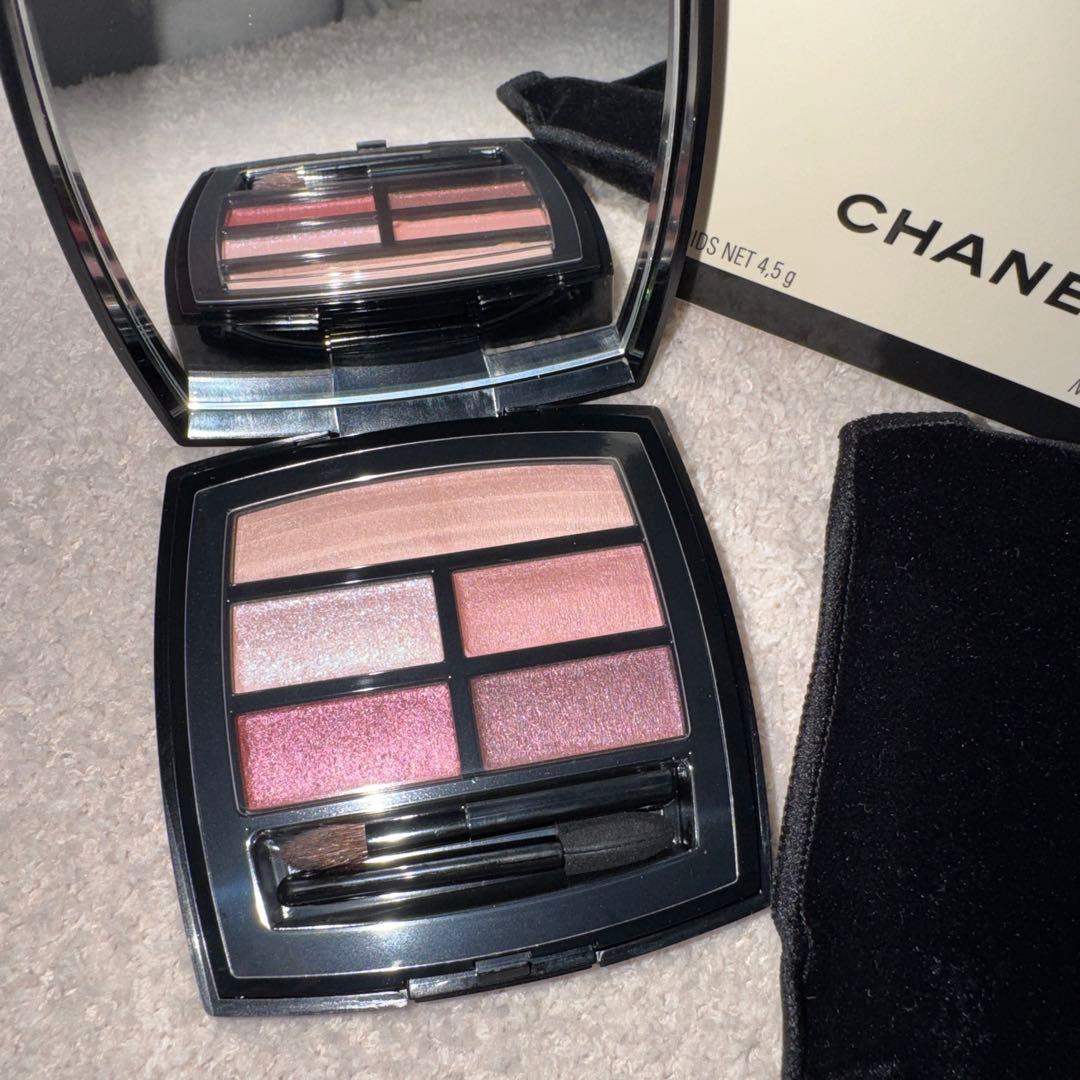 CHANEL LES BEIGES アイシャドウパレットクール