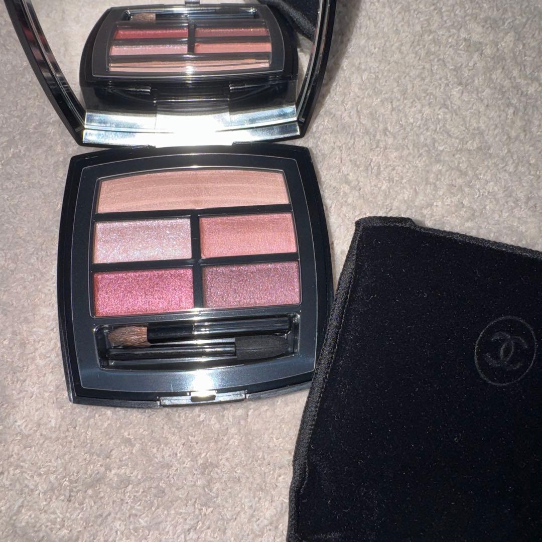 CHANEL LES BEIGES アイシャドウパレットクール