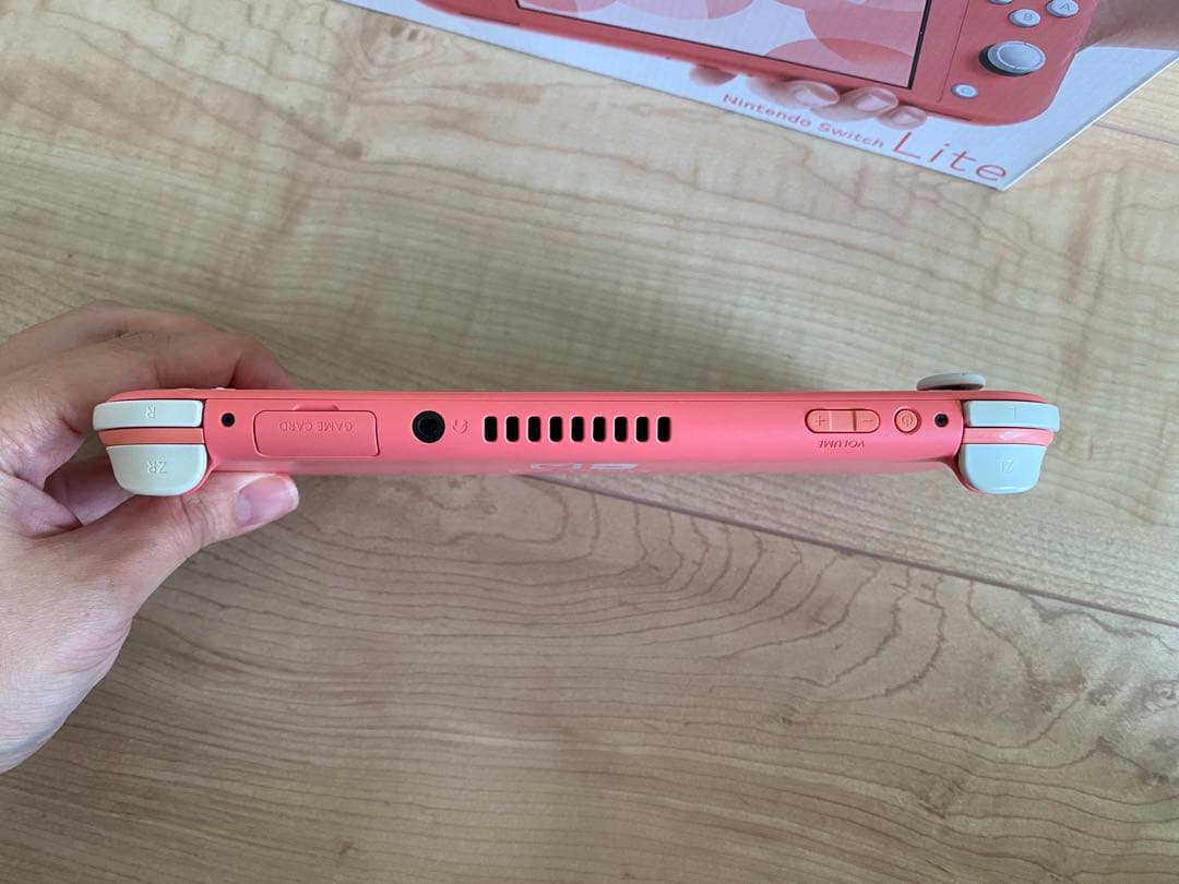 Nintendo Switch Lite ピンク スイッチライト箱付きケース付き