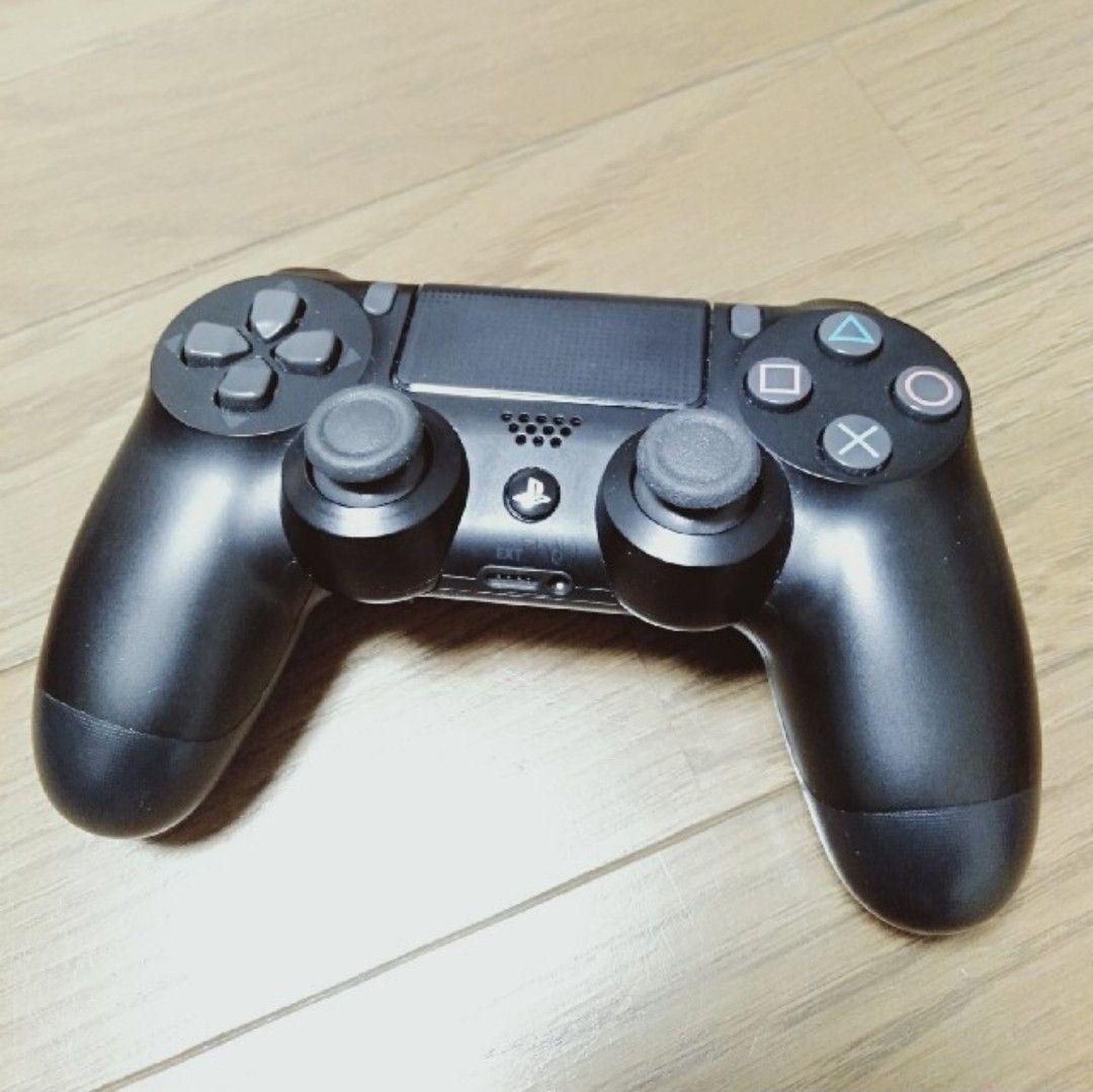 ps4本体 コントローラー2台　ソフト4本