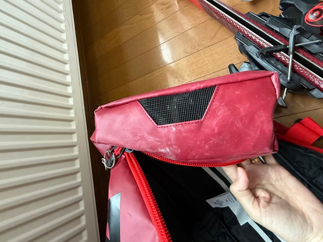 ATOMIC アトミック スキー板、ビンディング、ストック3点、スキーケースつき