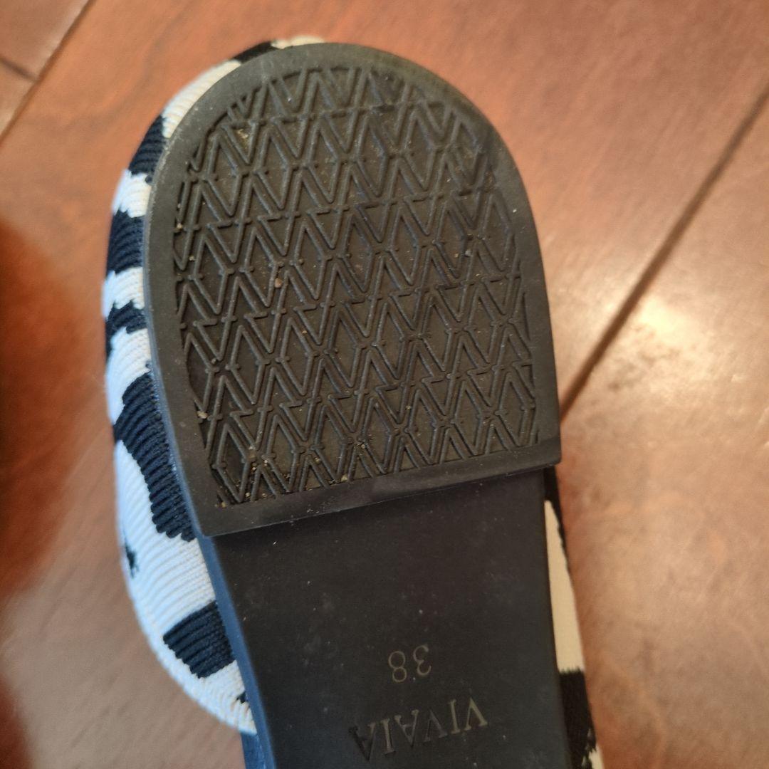 VIVAA ゼブラ柄 ポインテッドトゥシューズ 38