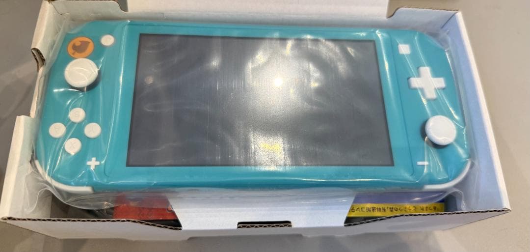 新品未使用 Nintendo Switch Lite 限定版あつまれどうぶつの森