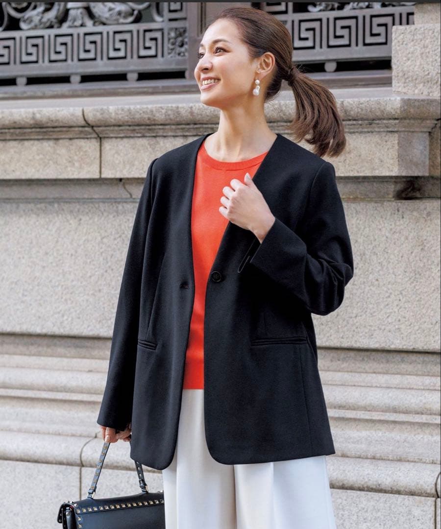 BEAUTY MOVE ボタン付き ノーカラージャケット