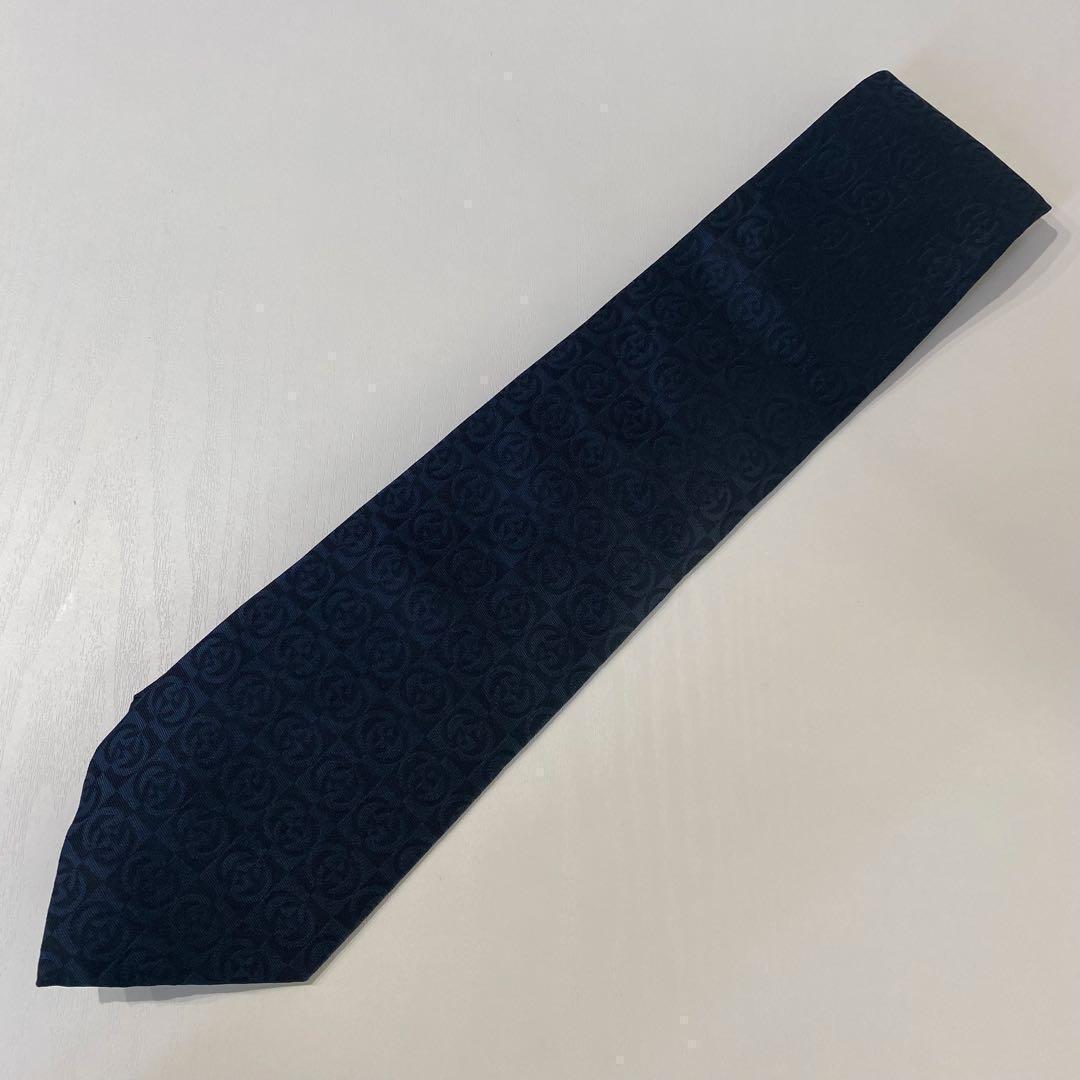 GUCCI グッチ ネクタイ GGロゴ シルク100% イタリア製 ネイビー